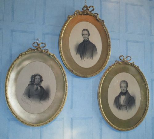 THREE SUPERB VICTORIAN PENCIL PORTRAITS - ADDITIONAL PHOTO 5