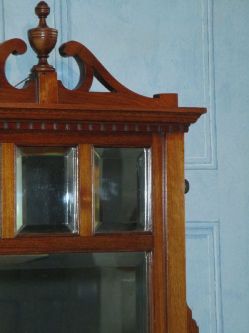 SMALL VICTORIAN WALNUT HALL MIRROR - ADDITIONAL PHOTO 3