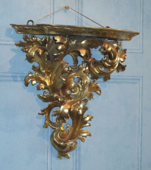 italian carved giltwood wall bracket - CATEGORY: ANTIQUE MISCELLANEOUS - DATED 1900