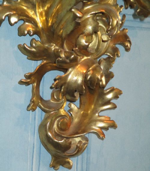ITALIAN CARVED GILTWOOD WALL BRACKET - ADDITIONAL PHOTO 5