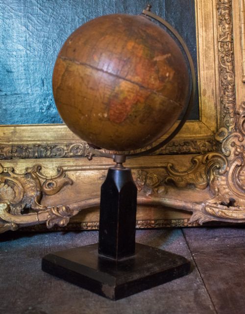 early twentieth century desk globe - CATEGORY: ANTIQUE MISCELLANEOUS - DATED 1920