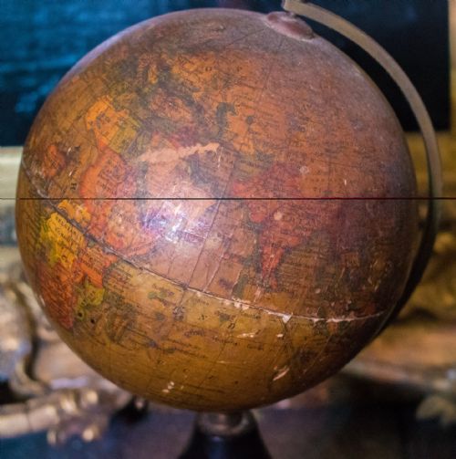 EARLY TWENTIETH CENTURY DESK GLOBE - ADDITIONAL PHOTO 2