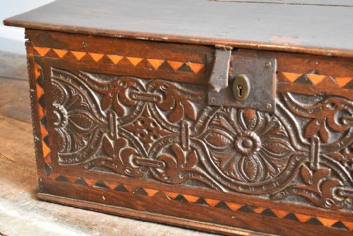 SEVENTEENTH CENTURY OAK BIBLE BOX - ADDITIONAL PHOTO 1
