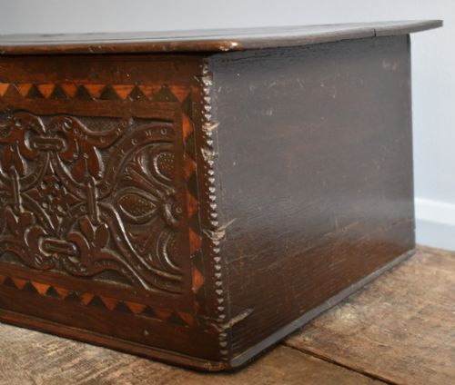 SEVENTEENTH CENTURY OAK BIBLE BOX - ADDITIONAL PHOTO 3