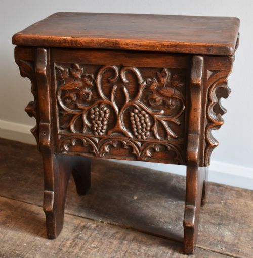elizabethan style oak box stool - CATEGORY: ANTIQUE STOOLS - DATED 1910