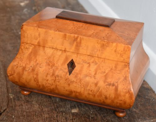 fine and unusual satinwood tea caddy - CATEGORY: ANTIQUE BOXES - DATED 19TH CENTURY