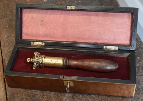 rare late georgian tipstaff in original box - CATEGORY: ANTIQUE MISCELLANEOUS - DATED REGENCY