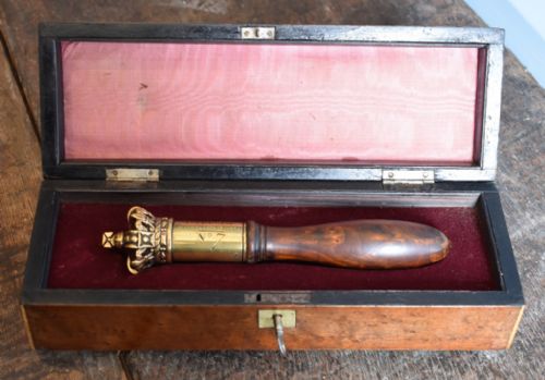 RARE LATE GEORGIAN TIPSTAFF IN ORIGINAL BOX - ADDITIONAL PHOTO 3