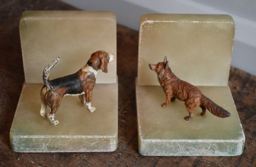 PAIR OF FOX AND HOUND DECO BOOKENDS - ADDITIONAL PHOTO 4