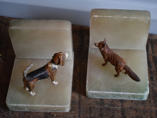 PAIR OF FOX AND HOUND DECO BOOKENDS - ADDITIONAL PHOTO 5