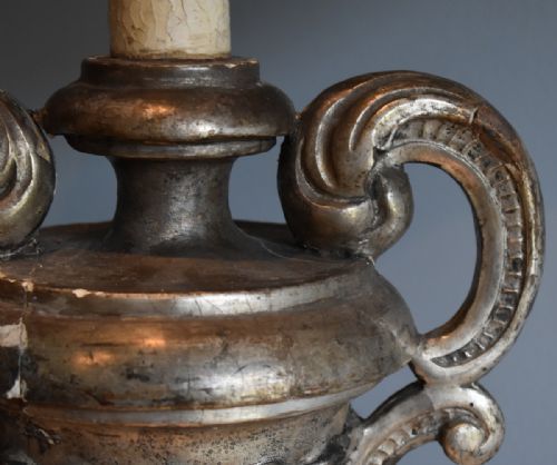 LARGE ITALIAN SILVERED CARVED WOOD TABLE LAMP - ADDITIONAL PHOTO 2