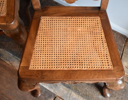 FINE PAIR OF NINETEENTH CENTURY ROSEWOOD CHAIRS - ADDITIONAL PHOTO 5