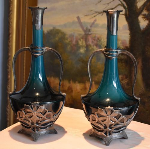 SUPERB PAIR OF ART NOUVEAU VASES - ADDITIONAL PHOTO 1