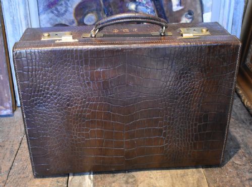 FINE FINNEGANS CROCODILE LEATHER SUITCASE - ADDITIONAL PHOTO 4