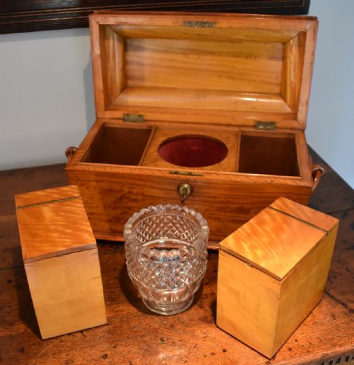 SUPERB QUALITY SATINWOOD TEA CADDY - ADDITIONAL PHOTO 7
