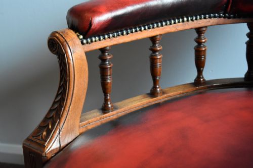 FINE VICTORIAN WALNUT AND LEATHER LIBRARY ARMCHAIR - ADDITIONAL PHOTO 8