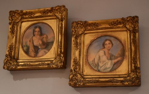 SUPERB SMALL PAIR OF WATERCOLOUR PORTRAITS - ADDITIONAL PHOTO 1