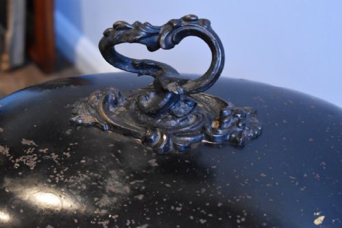 VICTORIAN TOLEWARE COAL SCUTTLE OR BOX - ADDITIONAL PHOTO 7