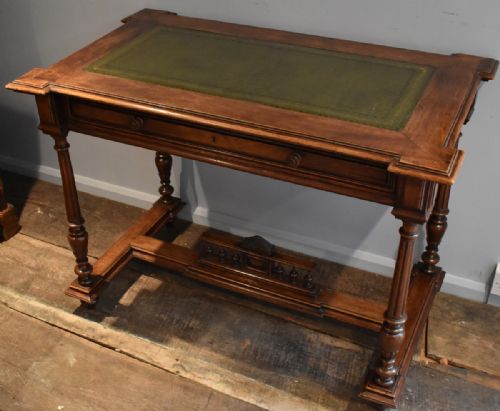 walnut writing or library table - CATEGORY: ANTIQUE TABLES - DATED 1850