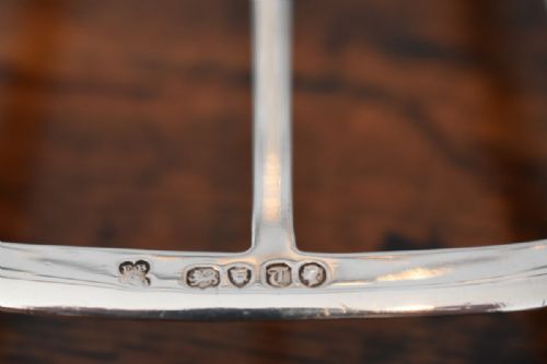 FINE VICTORIAN SILVER TOAST RACK BY BARNARD'S - ADDITIONAL PHOTO 5