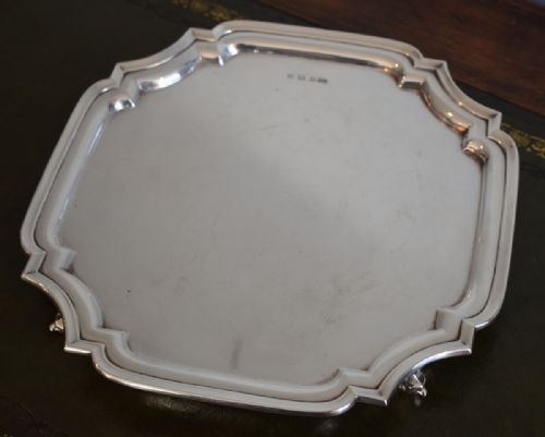 good large solid silver salver - CATEGORY: ANTIQUE SILVER - DATED 1930