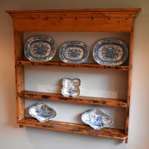 SMALL FINE DELFT OR PLATE RACK IN PINE - ADDITIONAL PHOTO 1