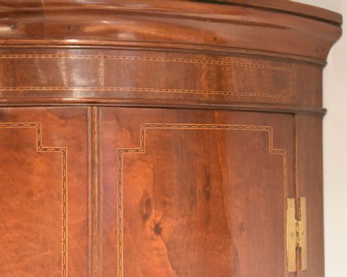 GEORGIAN MAHOGANY INLAID BOW FRONT CORNER CUPBOARD - ADDITIONAL PHOTO 4