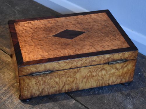 REGENCY BIRD'S EYE MAPLE SEWING OR WORK BOX - ADDITIONAL PHOTO 4