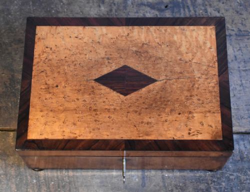 REGENCY BIRD'S EYE MAPLE SEWING OR WORK BOX - ADDITIONAL PHOTO 7