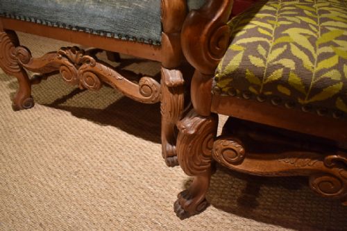 PAIR OF NINETEENTH CENTURY OAK ARMCHAIRS - ADDITIONAL PHOTO 5