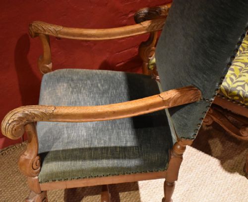 PAIR OF NINETEENTH CENTURY OAK ARMCHAIRS - ADDITIONAL PHOTO 9