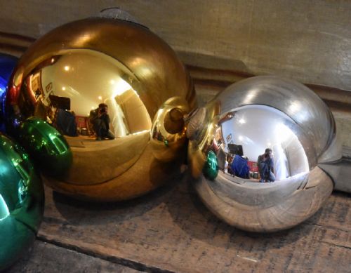 COLLECTION OF GLASS WITCHES BALLS - ADDITIONAL PHOTO 3