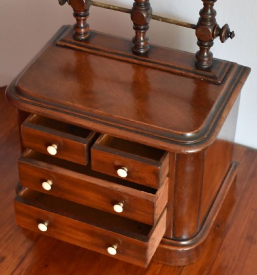 SUPERB VICTORIAN MINIATURE CHEST WORK BOX - ADDITIONAL PHOTO 3