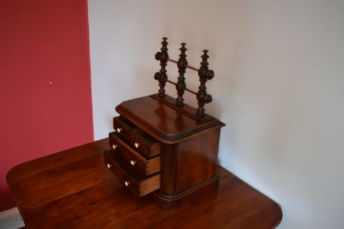 SUPERB VICTORIAN MINIATURE CHEST WORK BOX - ADDITIONAL PHOTO 4