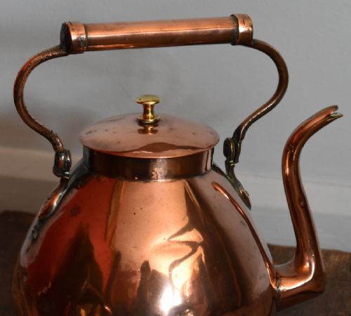 EIGHTEENTH CENTURY DUTCH COPPER KETTLE - ADDITIONAL PHOTO 2
