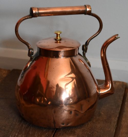 EIGHTEENTH CENTURY DUTCH COPPER KETTLE - ADDITIONAL PHOTO 3