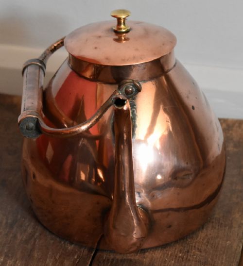 EIGHTEENTH CENTURY DUTCH COPPER KETTLE - ADDITIONAL PHOTO 4