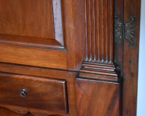 UNUSUAL GEORGIAN CORNER CUPBOARD - ADDITIONAL PHOTO 4