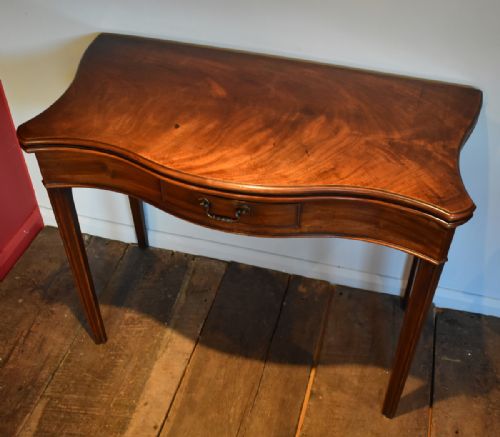 CHIPPENDALE SERPENTINE MAHOGANY CARD TABLE - ADDITIONAL PHOTO 1
