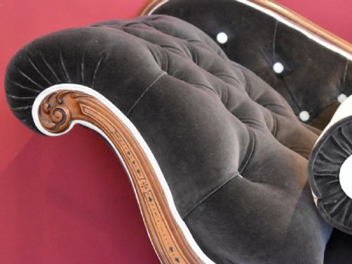 SUPERB QUALITY VICTORIAN CHAISE LONGUE - ADDITIONAL PHOTO 5