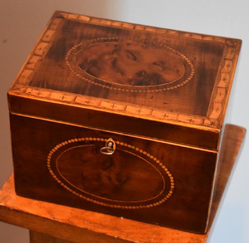 fine georgian mahogany and bur yew tea caddy - CATEGORY: ANTIQUE BOXES - DATED GEORGIAN