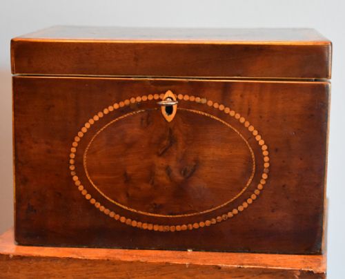 FINE GEORGIAN MAHOGANY AND BUR YEW TEA CADDY - ADDITIONAL PHOTO 7