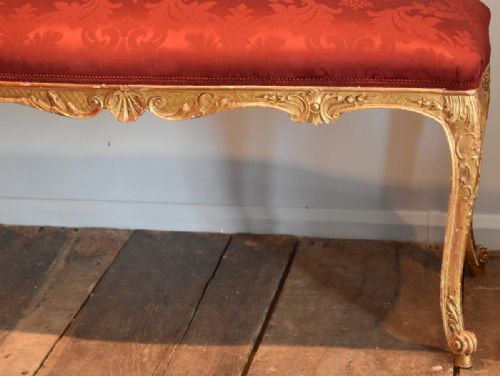 FINE CARVED GILTWOOD WINDOW SEAT - ADDITIONAL PHOTO 2