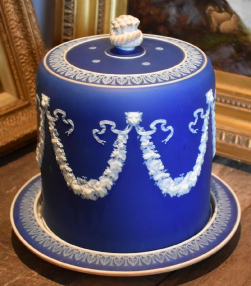 large victorian cheese dish bell dome - CATEGORY: ANTIQUE CERAMICS - DATED 1880