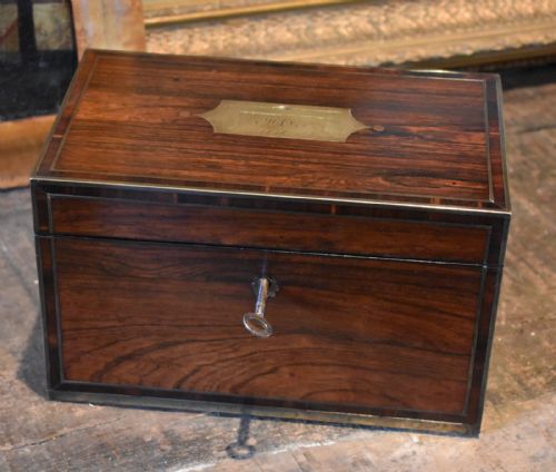 FINE GEORGIAN BRASS INLAID ROSEWOOD TEA CADDY - ADDITIONAL PHOTO 7