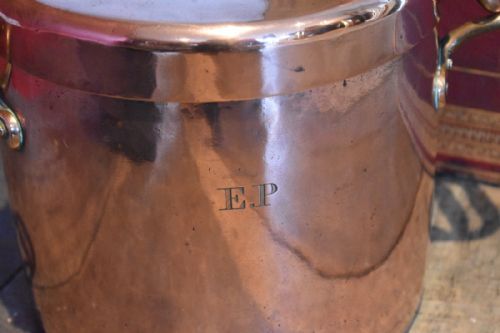 FINE QUALITY VICTORIAN COPPER LIDDED COOKING POT - ADDITIONAL PHOTO 1