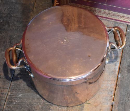 FINE QUALITY VICTORIAN COPPER LIDDED COOKING POT - ADDITIONAL PHOTO 4
