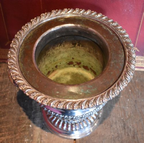 FINE SILVER PLATE WINE COOLER - ADDITIONAL PHOTO 2