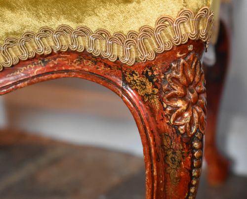 FINE REGENCY RED LACQUER FOOTSTOOL - ADDITIONAL PHOTO 1
