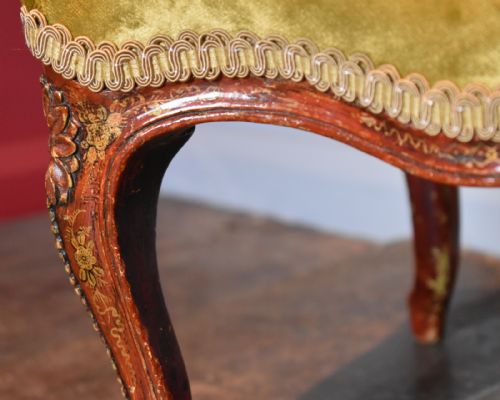 FINE REGENCY RED LACQUER FOOTSTOOL - ADDITIONAL PHOTO 3